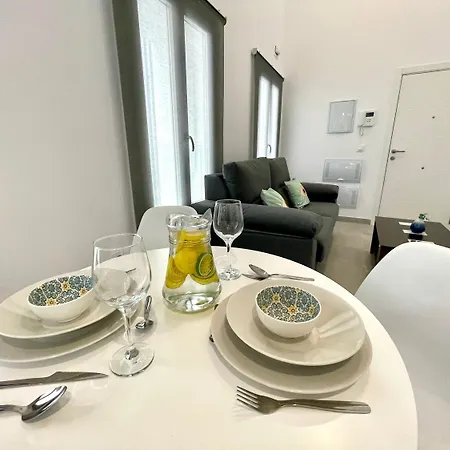 Gatu Amaya Duplex Nuevo, Prefente Mayores De 25 Anos Y Familias * Cadiz